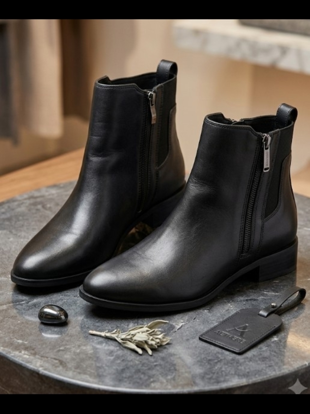 Blondo Waterproof Black Leather Side-Zip Ankle Booties (Sz 9) Comfy Chic Capsule